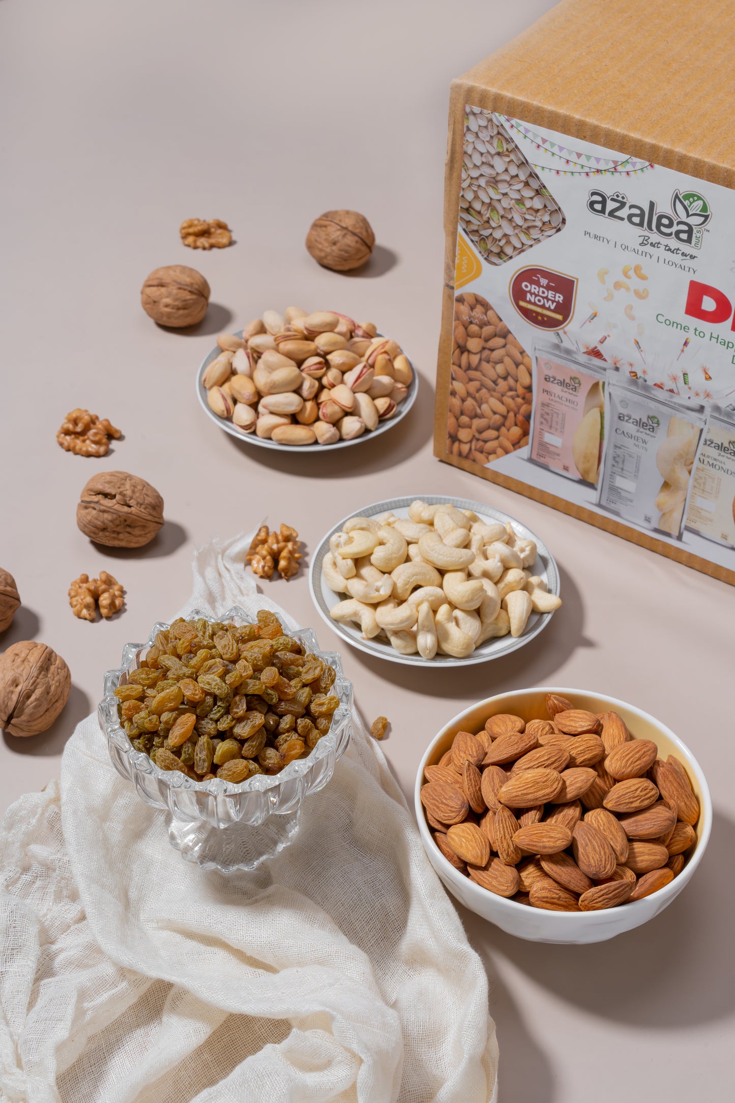 Royal Wedding Special Pack by Azalea – Pistachio, Cashew, Almonds, Raisins & Walnuts